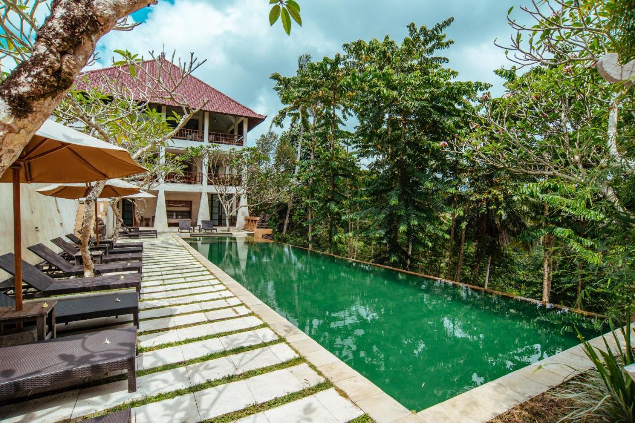 Sunset Hill Bed & Breakfast Ubud  Exterior photo